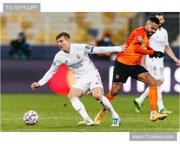 伊利亚盼皇社胜皇马香港观赛冷清